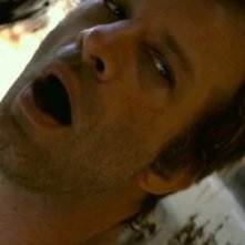 Thomas Jane in I Melt With You: una scena del film