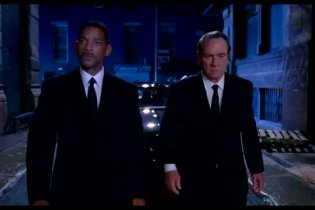Teaser Trailer Italiano - Men in Black 3