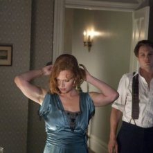 Boardwalk Empire: Gretchen Mol e Michael Pitt in una scena dell'episodio Under God's Power She Flourishes