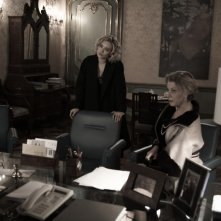 Carolina Crescentini e Elisabetta Piccolomini in una scena del film L'industriale