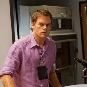 Michael C. Hall in un'immagine tratta dall'episodio della sesta stagione Talk to the Hand
