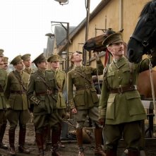 Tom Hiddleston Insieme A Benedict Cumberbatch In Una Scena Di War Horse 225771