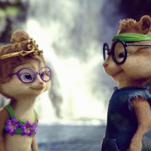 Alvin Superstar 3 - Si salvi chi può!: Jeanette e Simon in una scena del film