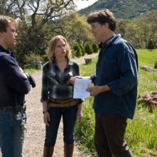 Cameron Crowe insieme a Scarlett Johansson Matt Damon sul set de La mia vita è uno zoo