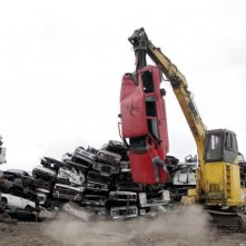 Hesher è stato qui: Devin Brochu in una pericolosissima scena del film