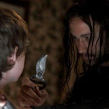 Hesher è stato qui: Joseph Gordon-Levitt in una scena del film insieme a Devin Brochu