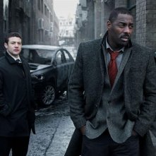 Idris Elba Warren Brown E Nikki Amuka Bird In Un Immagine Promozionale Di Luther 2 225848