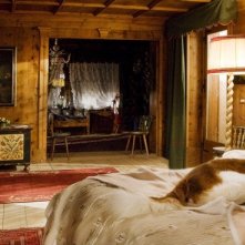 Vacanze di Natale a Cortina: Christian De Sica e Sabrina Ferilli in letti separati in una scena del film