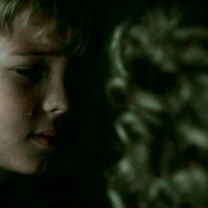 American Horror Story: Paul Butler è Tate da bambino in un flashback dell'episodio Birth