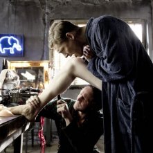 Matthias Schweighöfer e Maximilian Brückner in Rubbeldiekatz alle prese con ceretta e parrucche