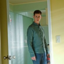 Colin Hanks in una scena dell'episodio This is the Way the World Ends