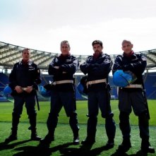 Pierfrancesco Favino, Filippo Nigro, Marco Giallini e Domenico Diele in una foto promozionale del film A.C.A.B.