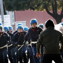 Pierfrancesco Favino in una scena del film drammatico A.C.A.B.