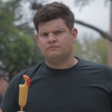 Frank Pacheco in una curiosa foto promozionale di Succhiami