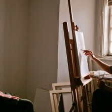 In the Land of Blood and Honey: Zana Marjanovic e Goran Kostic in una sequenza