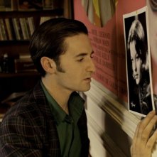 Nicolas Maury è un postino omosessuale in Let My People Go!