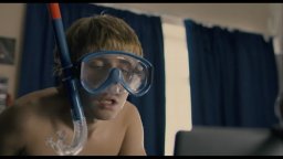 Clip Esclusiva - Finalmente Maggiorenni