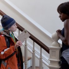Thomas Horn e Viola Davis in una scena del film Molto forte, incredibilmente vicino