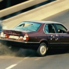 Safe House - Nessuno è al sicuro: uno scontro stradale tratto da una scena del film