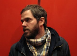Sean Durkin in una foto promozionale de La fuga di Martha