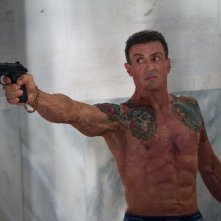 Un Tatuato Sylvester Stallone In Azione In Una Pericolosa Scena Di Bullet To The Head 227253
