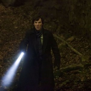 Sherlock: Benedict Cumberbatch in una scena dell'episodio The Hounds of Baskerville