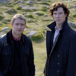 Sherlock: Martin Freeman e Benedict Cumberbatch nell'episodio The Hounds of Baskerville