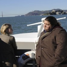 Alcatraz: Jorge Garcia e Sarah Jones in una scena del pilot della serie