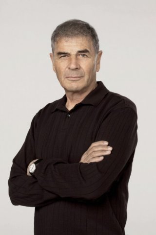 Alcatraz: Robert Forster in una foto promozionale della serie