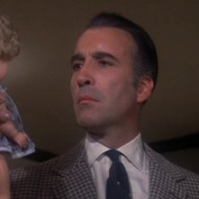 Christopher Lee in una scena del film La casa che grondava sangue
