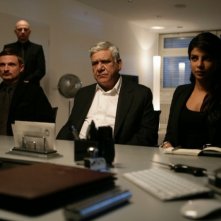 Don - The King is Back: Priyanka Chopra, Florian Lukas e Om Puri in una scena del film
