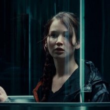 Jennifer Lawrence In Un Bel Primo Dietro La Gabbia Di Vetro Di The Hunger Games 228016