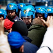 A.C.A.B.: Marco Giallini in una scena del film nei panni del celerino 'Mazinga' cerca di calmare la folla
