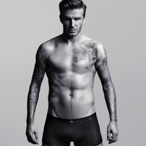 David Beckham in posa per l'intimo H&M