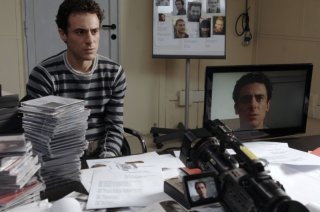 Elio Germano in una scena del film Magnifica presenza