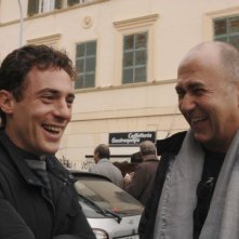 Elio Germano sul set del film Magnifica presenza insieme al regista Ferzan Ozpetek
