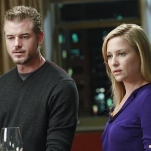 Grey's Anatomy: Jessica Capshaw ed Eric Dane nell'episodio Poker Face