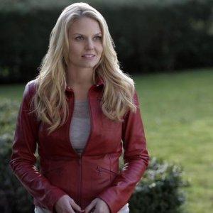 C'era una volta: Jennifer Morrison in una scena del pilot