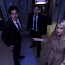 Alice Eve, Brian Geraghty e Josh Peck visti dall'occhio delle telecamere di sorveglianza in ATM