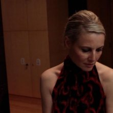 Dubai Flamingo: Florence Thomassin in una scena