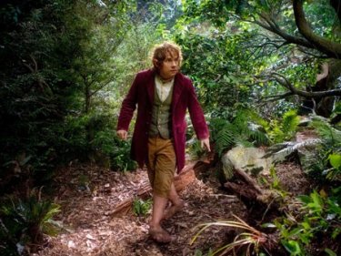 Martin Freeman, nei panni di Bilbo, esplora la Terra di Mezzo in The Hobbit: An Unexpected Journey