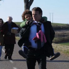 Mathis Touré con Marie Kremer, Franck Dubosc, Claude Rich in 10 jours en or