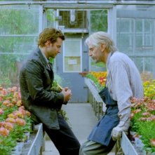 Bradley Cooper E Jeremy Irons Discutono In Una Serra In The Words 228621