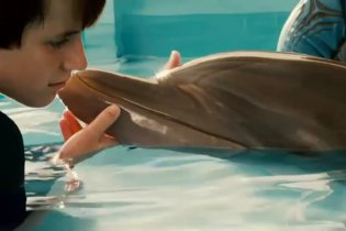 Video-recensione L'incredibile storia di Winter il delfino