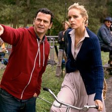 Il regista Christian Petzold sul set del film Barbara insieme a Nina Hoss