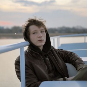 Jacob Matschenz nel drammatico Das System, del 2011