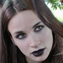 Just the Wind, le gemelle Katalin e György Toldi in una scena del film