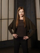 Scandal: Darby Stanchfield è Abby Whelan in una foto promozionale della serie