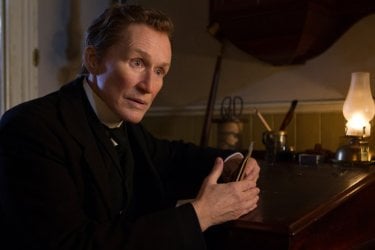 Un bel primo piano di Glenn Close nei panni di Albert Nobbs