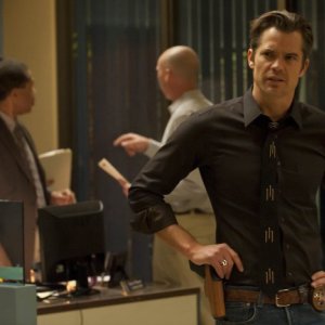 Justified: Timothy Olyphant nell'episodio Full Commitment